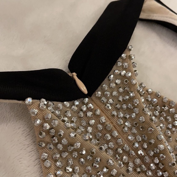 Elegant black tie formal dress - Picture 9 of 13